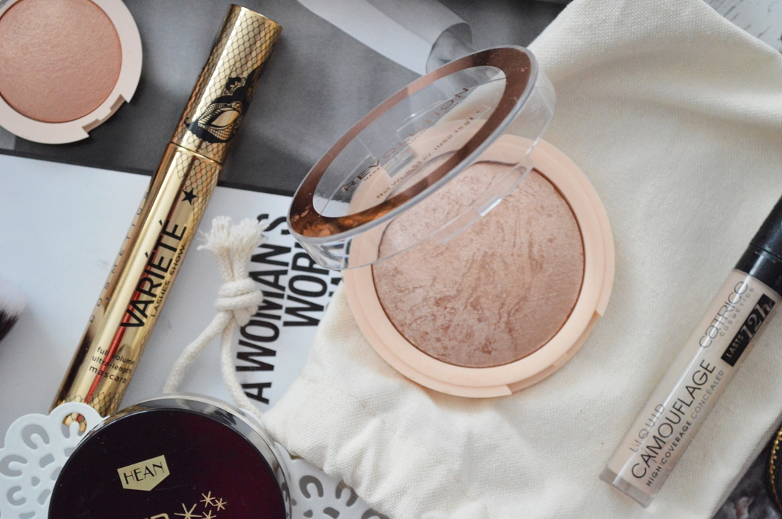 podstawy makijażu co kupić na start